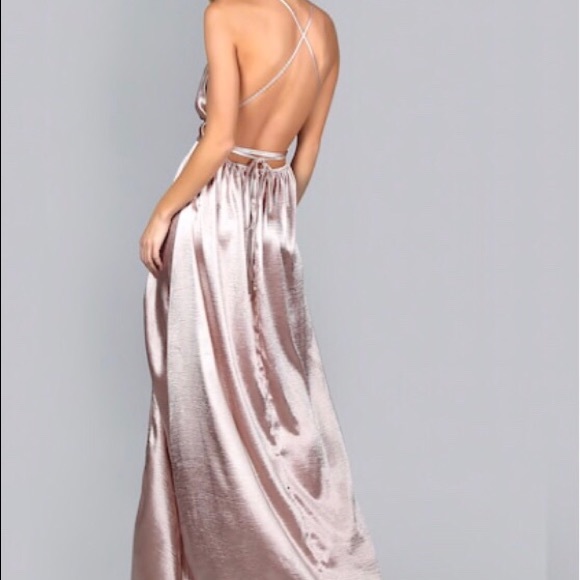 💅🏽 Enchantress Dress 💅🏽 - Picture 2 of 6